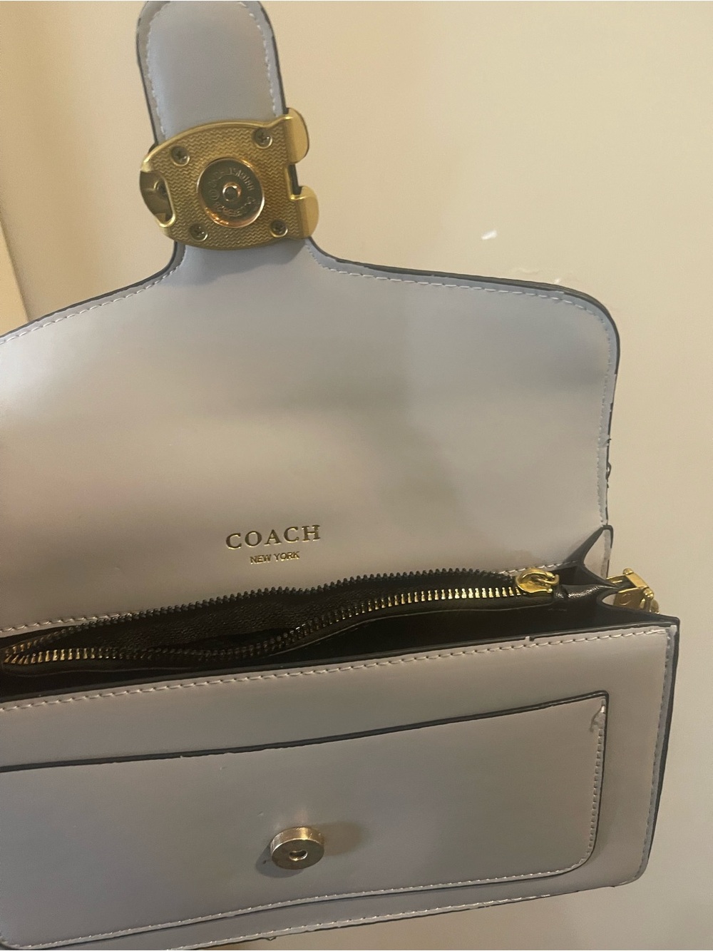 Coach Light purple Leather shoulder bag with Gold Hardware